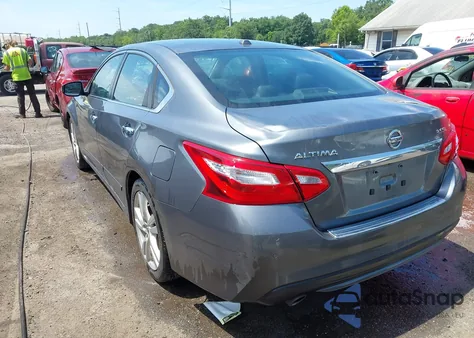 2016 Nissan Altima 3.5 Sl z USA, uszkodzony, nr VIN 1N4BL3AP1GC164028